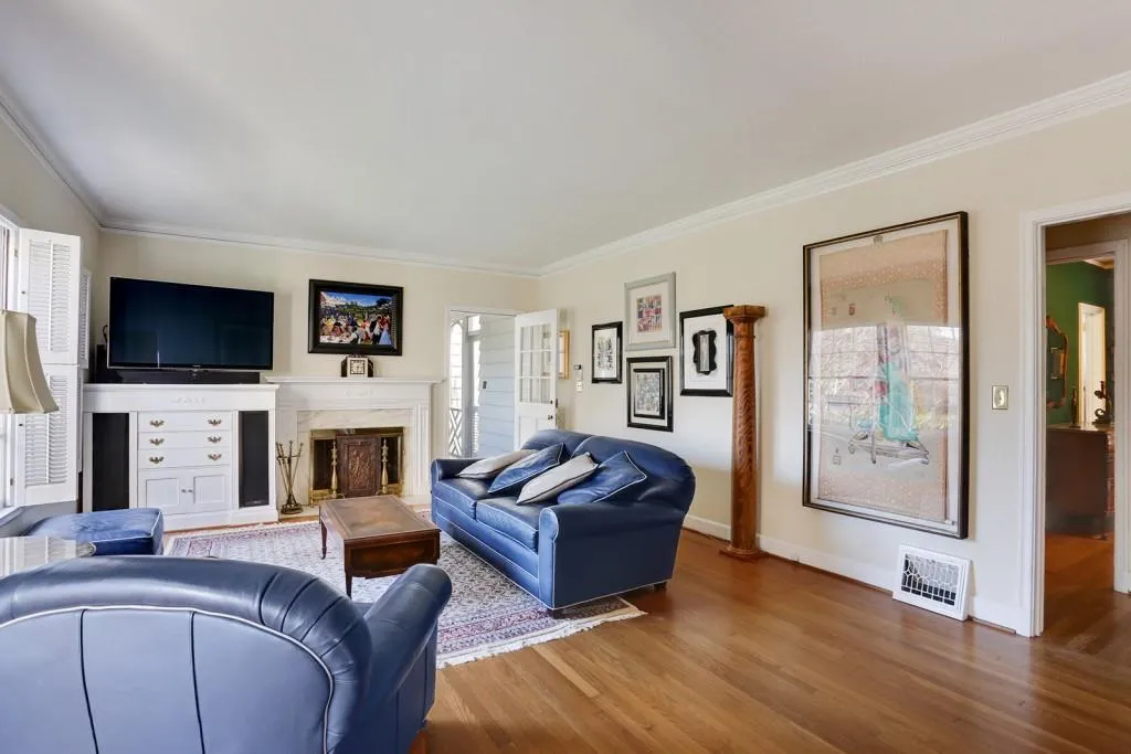 3588 Kingsboro Road, Atlanta, Georgia 30319, 3 Bedrooms Bedrooms, ,2 BathroomsBathrooms,Residential,Sold,3588 Kingsboro Road,5638479
