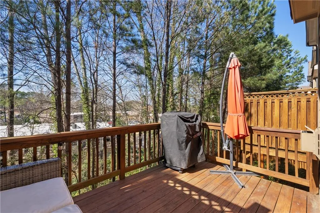 Deck featuring a grill