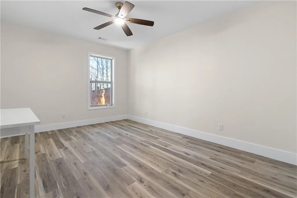 7630 Glisten Avenue Unit 304, Atlanta, Georgia 30328, 4 Bedrooms Bedrooms, ,3 BathroomsBathrooms,Residential,Sold,7630 Glisten Avenue Unit 304,7543039