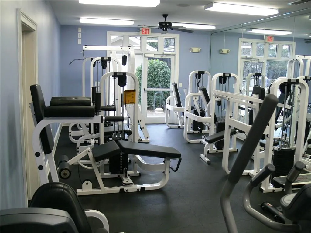 2700 Pine Tree Road Ne Unit 2306, Atlanta, Georgia 30324, 1 Bedroom Bedrooms, ,1 BathroomBathrooms,Residential,Sold,2700 Pine Tree Road Ne Unit 2306,5799156