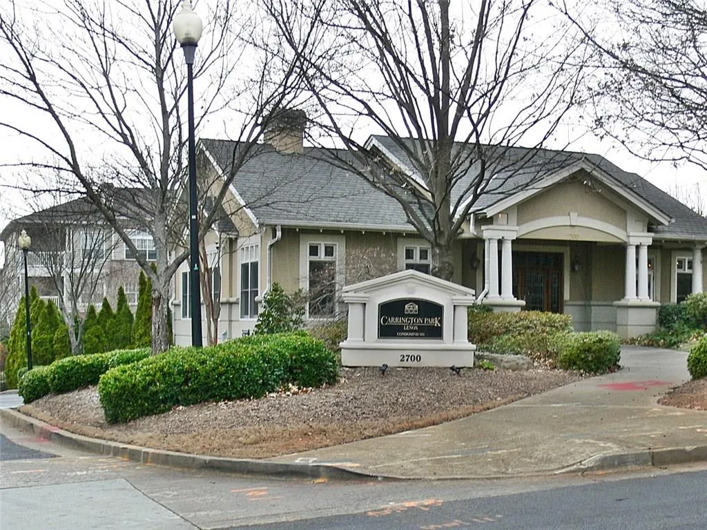 2700 Pine Tree Road Ne Unit 2306, Atlanta, Georgia 30324, 1 Bedroom Bedrooms, ,1 BathroomBathrooms,Residential,Sold,2700 Pine Tree Road Ne Unit 2306,5799156