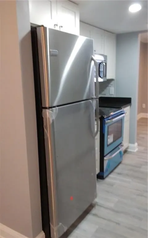 8890 Long Beach Circle, Sandy Springs, Georgia 30350, 3 Bedrooms Bedrooms, ,2 BathroomsBathrooms,Residential,Sold,8890 Long Beach Circle,5802656