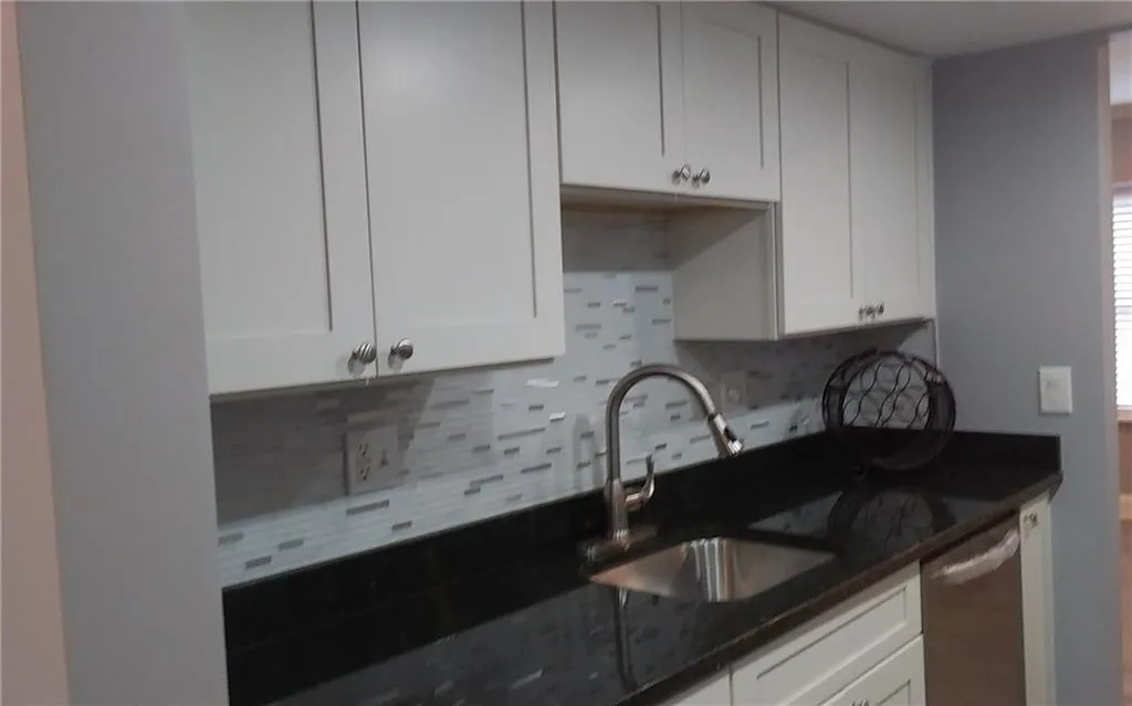 8890 Long Beach Circle, Sandy Springs, Georgia 30350, 3 Bedrooms Bedrooms, ,2 BathroomsBathrooms,Residential,Sold,8890 Long Beach Circle,5802656