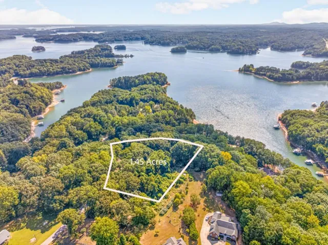 3550 Lodgehaven Drive, Gainesville, Georgia 30506