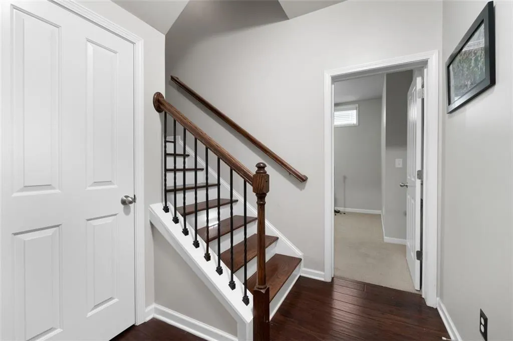 1222 Lavista Circle Ne, Atlanta, Georgia 30324, 3 Bedrooms Bedrooms, ,3 BathroomsBathrooms,Residential,For Sale,1222 Lavista Circle Ne,7577073
