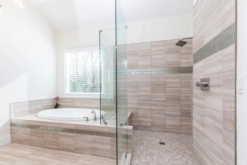 35 Spruell Springs Road, Atlanta, Georgia 30342, 6 Bedrooms Bedrooms, ,5 BathroomsBathrooms,Residential,Sold,35 Spruell Springs Road,6985272