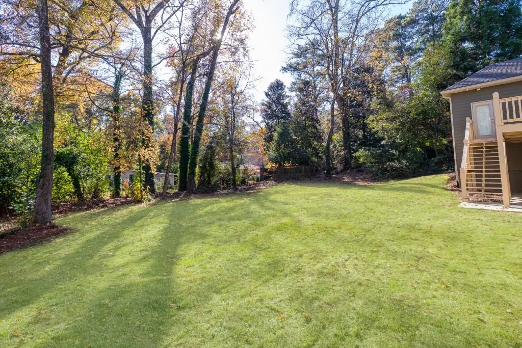 35 Spruell Springs Road, Atlanta, Georgia 30342, 6 Bedrooms Bedrooms, ,5 BathroomsBathrooms,Residential,Sold,35 Spruell Springs Road,6985272