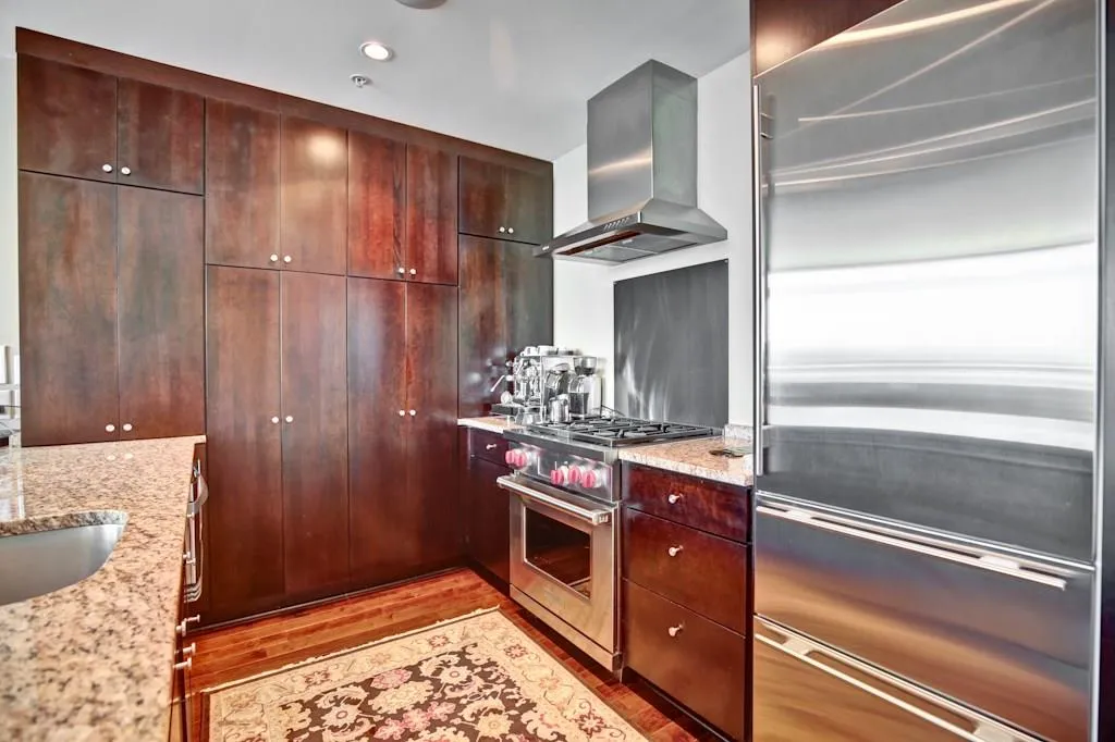 3325 Piedmont Road Ne Unit 1809, Atlanta, Georgia 30305, 1 Bedroom Bedrooms, ,1 BathroomBathrooms,Residential,Sold,3325 Piedmont Road Ne Unit 1809,5751892