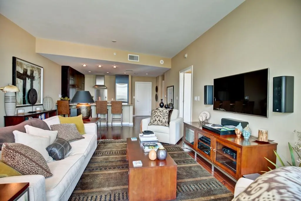 3325 Piedmont Road Ne Unit 1809, Atlanta, Georgia 30305, 1 Bedroom Bedrooms, ,1 BathroomBathrooms,Residential,Sold,3325 Piedmont Road Ne Unit 1809,5751892