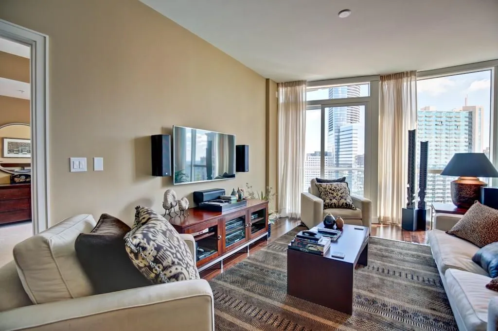 3325 Piedmont Road Ne Unit 1809, Atlanta, Georgia 30305, 1 Bedroom Bedrooms, ,1 BathroomBathrooms,Residential,Sold,3325 Piedmont Road Ne Unit 1809,5751892