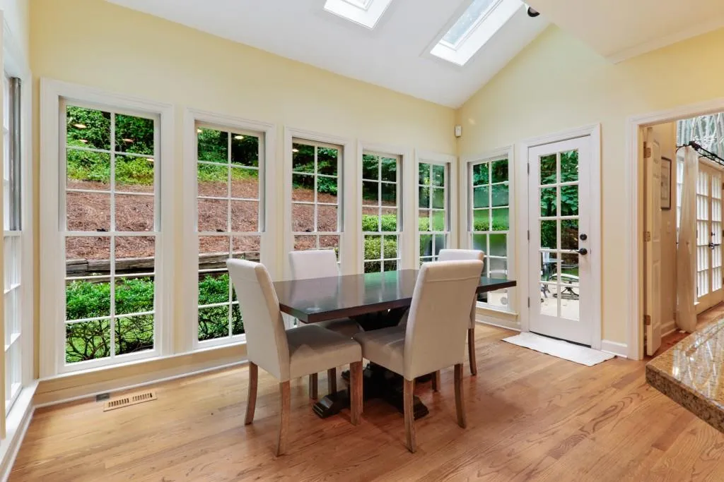 5530 Long Island Drive, Atlanta, Georgia 30327, 5 Bedrooms Bedrooms, ,3 BathroomsBathrooms,Residential,Sold,5530 Long Island Drive,6761327