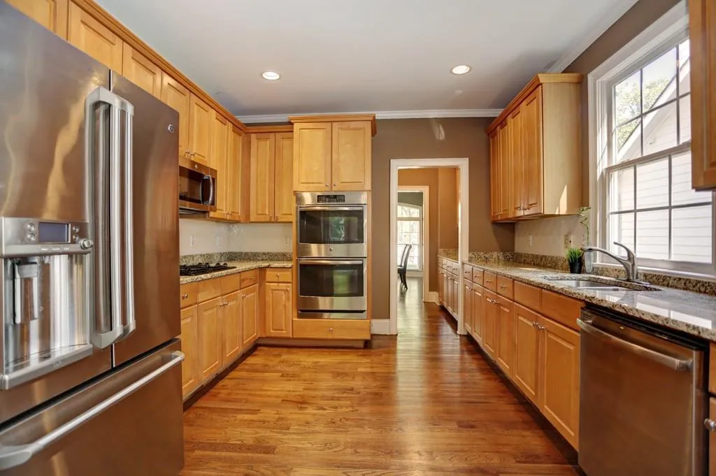 996 Pitts Road Unit C, Sandy Springs, Georgia 30350, 5 Bedrooms Bedrooms, ,4 BathroomsBathrooms,Residential,Sold,996 Pitts Road Unit C,5681396