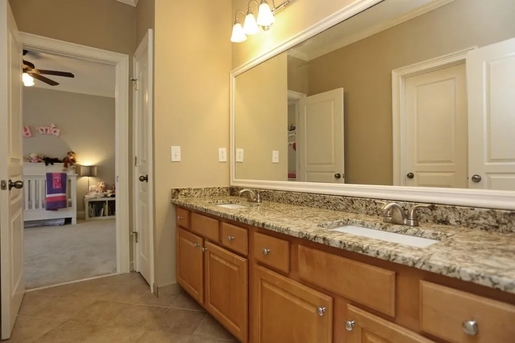 996 Pitts Road Unit C, Sandy Springs, Georgia 30350, 5 Bedrooms Bedrooms, ,4 BathroomsBathrooms,Residential,Sold,996 Pitts Road Unit C,5681396