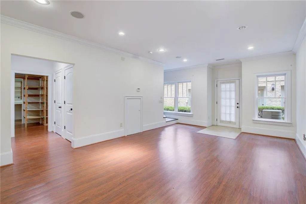 288 Hedden Road, Atlanta, Georgia 30342, 4 Bedrooms Bedrooms, ,4 BathroomsBathrooms,Residential,Sold,288 Hedden Road,7017545 288 Hedden Road, Atlanta, Georgia 30342, 4 Bedrooms Bedrooms, ,4 BathroomsBathrooms,Residential,Sold,288 Hedden Road,7017545