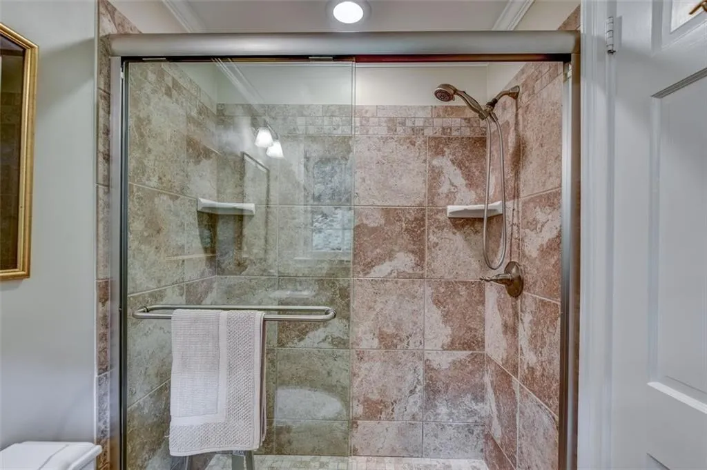 335 Forest Valley Court, Atlanta, Georgia 30342, 4 Bedrooms Bedrooms, ,3 BathroomsBathrooms,Residential,Sold,335 Forest Valley Court,6941442