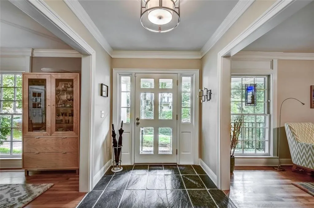 335 Forest Valley Court, Atlanta, Georgia 30342, 4 Bedrooms Bedrooms, ,3 BathroomsBathrooms,Residential,Sold,335 Forest Valley Court,6941442