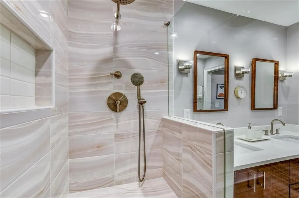 335 Forest Valley Court, Atlanta, Georgia 30342, 4 Bedrooms Bedrooms, ,3 BathroomsBathrooms,Residential,Sold,335 Forest Valley Court,6941442