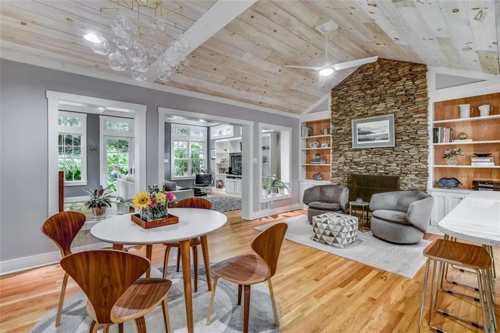 335 Forest Valley Court, Atlanta, Georgia 30342, 4 Bedrooms Bedrooms, ,3 BathroomsBathrooms,Residential,Sold,335 Forest Valley Court,6941442