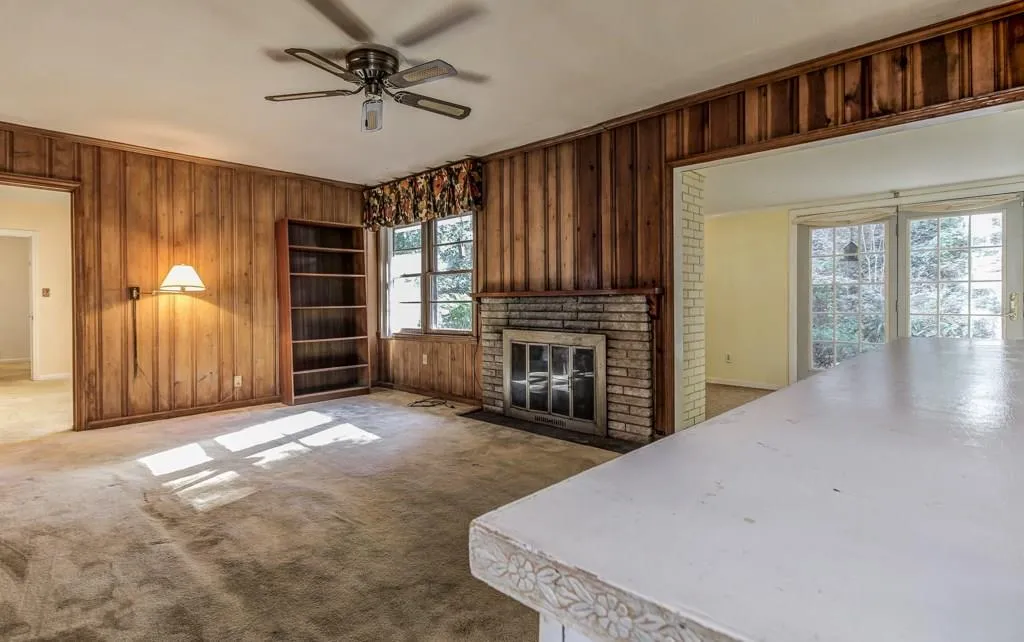 895 Starlight Drive, Atlanta, Georgia 30342, 3 Bedrooms Bedrooms, ,2 BathroomsBathrooms,Residential,Sold,895 Starlight Drive,5624646