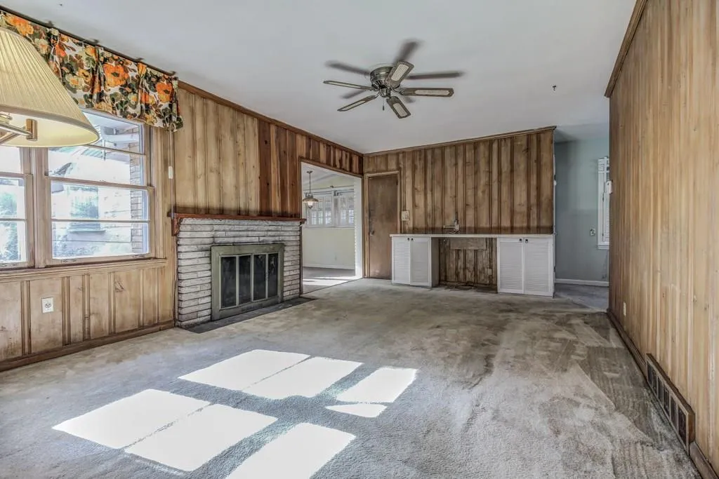 895 Starlight Drive, Atlanta, Georgia 30342, 3 Bedrooms Bedrooms, ,2 BathroomsBathrooms,Residential,Sold,895 Starlight Drive,5624646