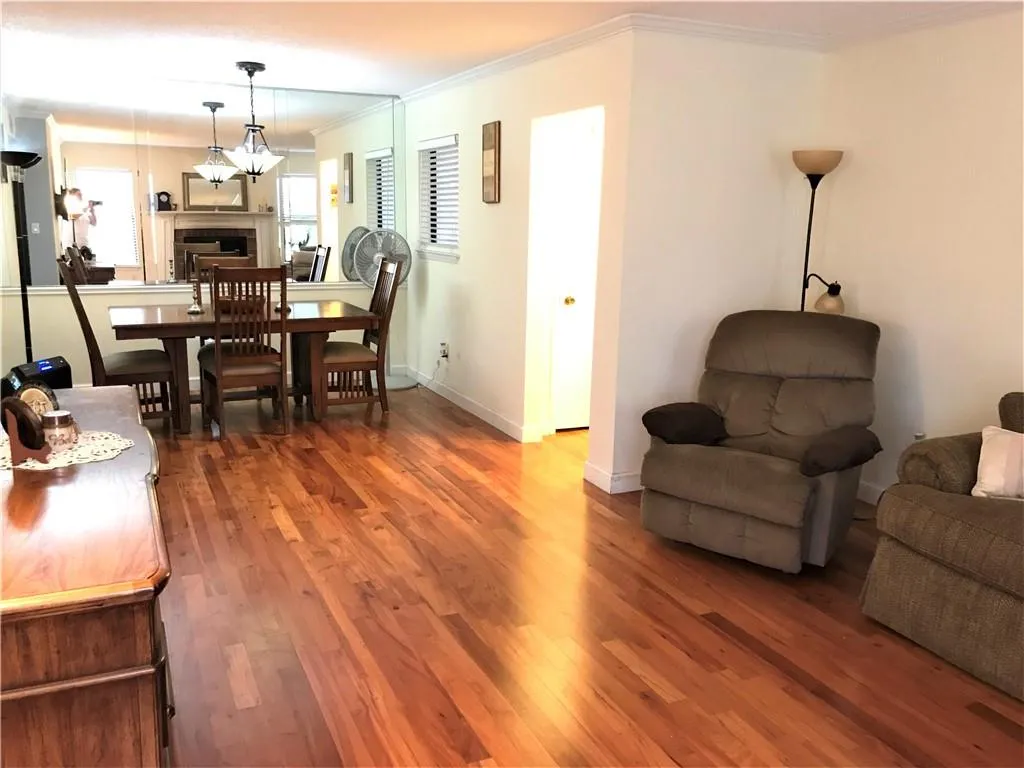 2708 Huntingdon Chase Unit 2708, Sandy Springs, Georgia 30350, 2 Bedrooms Bedrooms, ,2 BathroomsBathrooms,Residential,Sold,2708 Huntingdon Chase Unit 2708,7069716