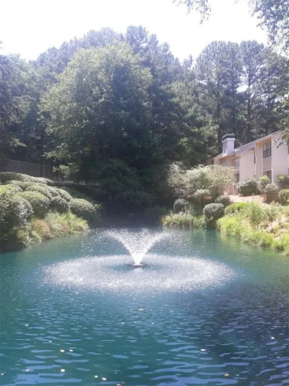 2708 Huntingdon Chase Unit 2708, Sandy Springs, Georgia 30350, 2 Bedrooms Bedrooms, ,2 BathroomsBathrooms,Residential,Sold,2708 Huntingdon Chase Unit 2708,7069716