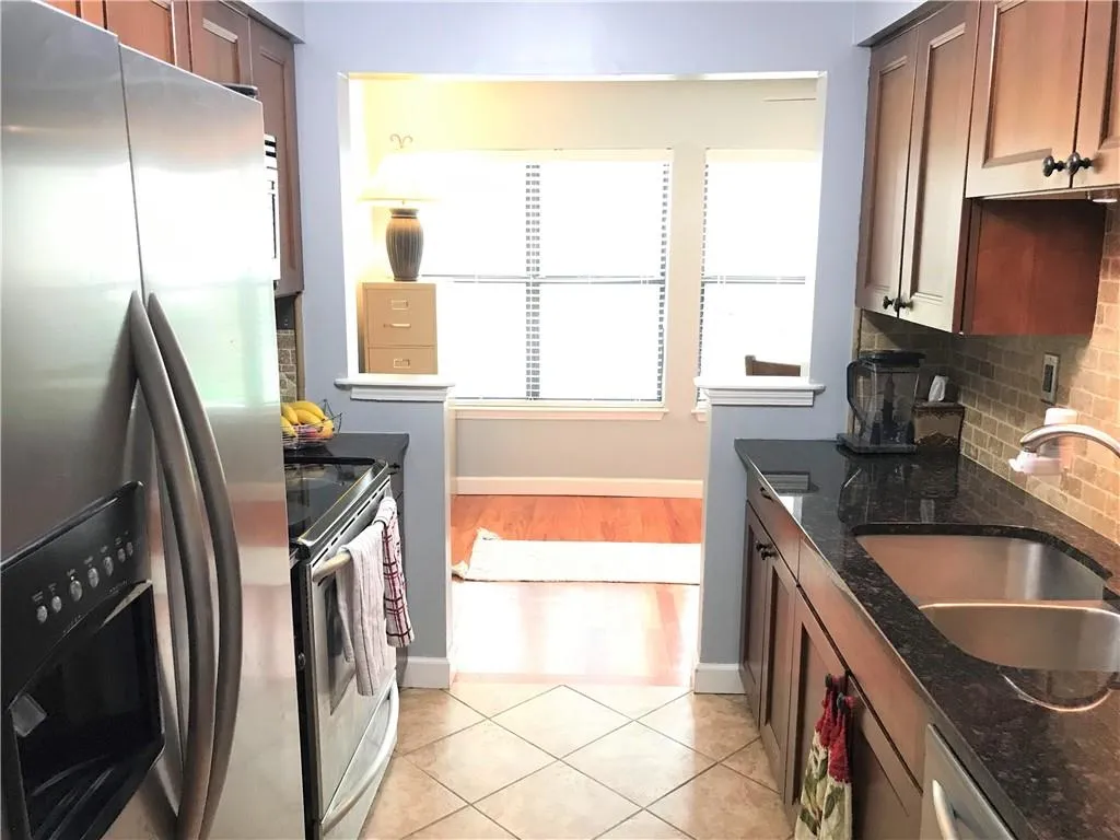 2708 Huntingdon Chase Unit 2708, Sandy Springs, Georgia 30350, 2 Bedrooms Bedrooms, ,2 BathroomsBathrooms,Residential,Sold,2708 Huntingdon Chase Unit 2708,7069716