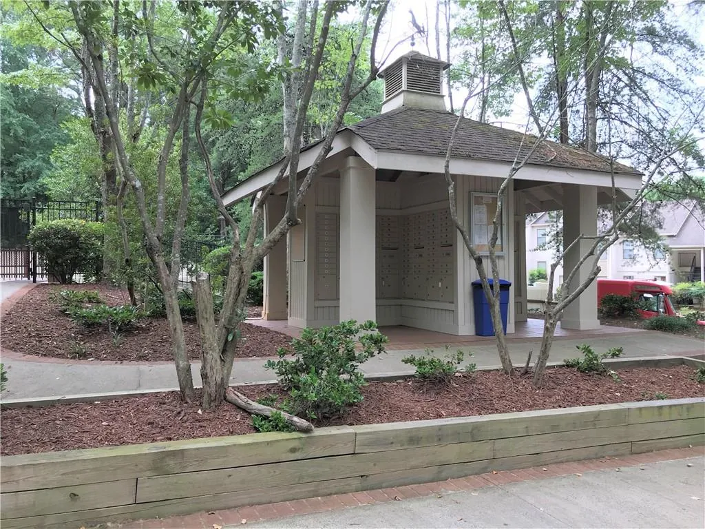 2708 Huntingdon Chase Unit 2708, Sandy Springs, Georgia 30350, 2 Bedrooms Bedrooms, ,2 BathroomsBathrooms,Residential,Sold,2708 Huntingdon Chase Unit 2708,7069716