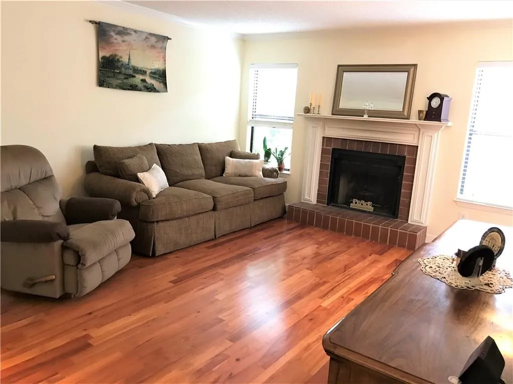 2708 Huntingdon Chase Unit 2708, Sandy Springs, Georgia 30350, 2 Bedrooms Bedrooms, ,2 BathroomsBathrooms,Residential,Sold,2708 Huntingdon Chase Unit 2708,7069716