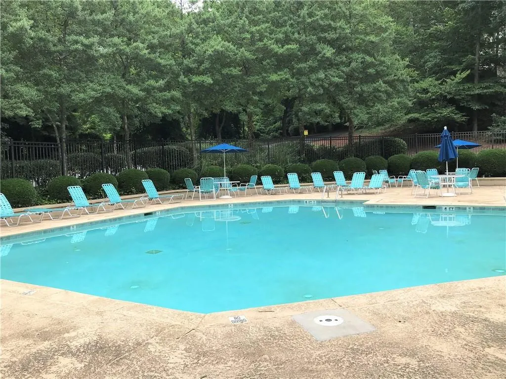 2708 Huntingdon Chase Unit 2708, Sandy Springs, Georgia 30350, 2 Bedrooms Bedrooms, ,2 BathroomsBathrooms,Residential,Sold,2708 Huntingdon Chase Unit 2708,7069716