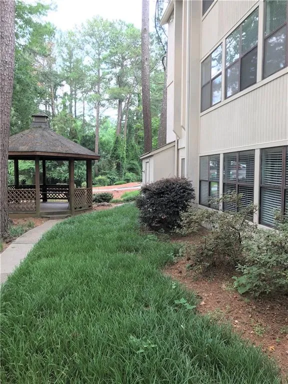 2708 Huntingdon Chase Unit 2708, Sandy Springs, Georgia 30350, 2 Bedrooms Bedrooms, ,2 BathroomsBathrooms,Residential,Sold,2708 Huntingdon Chase Unit 2708,7069716