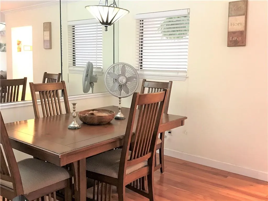 2708 Huntingdon Chase Unit 2708, Sandy Springs, Georgia 30350, 2 Bedrooms Bedrooms, ,2 BathroomsBathrooms,Residential,Sold,2708 Huntingdon Chase Unit 2708,7069716