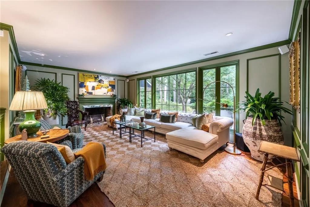 4830 Jett Road, Atlanta, Georgia 30327, 4 Bedrooms Bedrooms, ,2 BathroomsBathrooms,Residential,Sold,4830 Jett Road,6812112