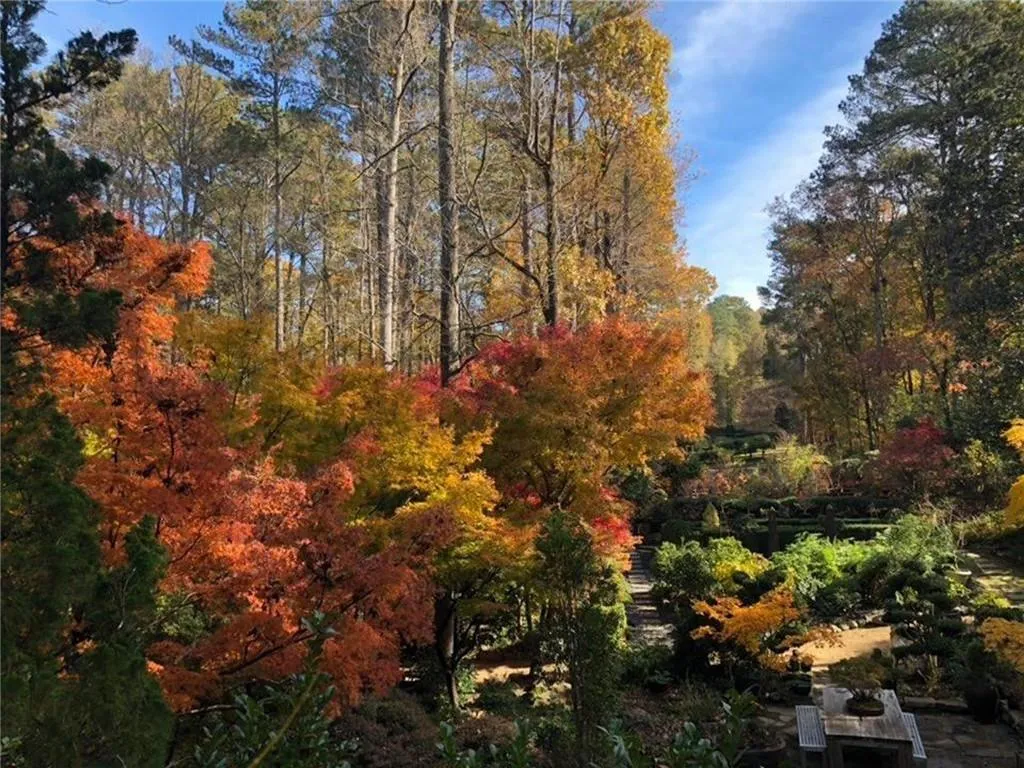 4830 Jett Road, Atlanta, Georgia 30327, 4 Bedrooms Bedrooms, ,2 BathroomsBathrooms,Residential,Sold,4830 Jett Road,6812112