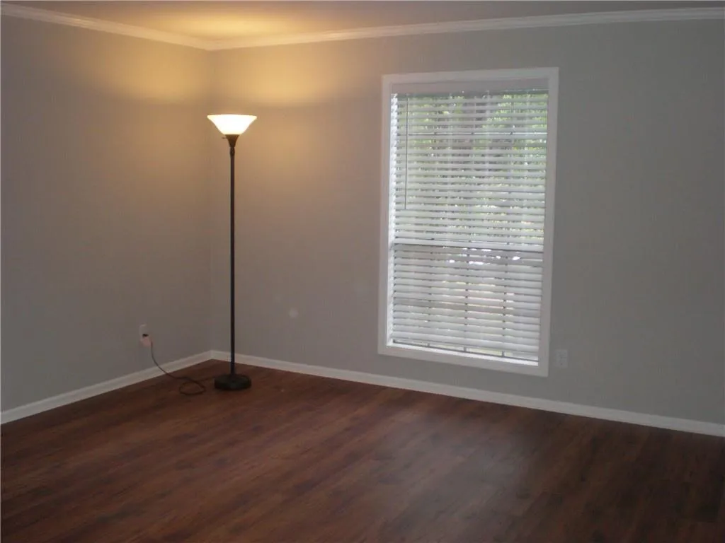 5601 Kingsport Drive Unit 13, Sandy Springs, Georgia 30342, 2 Bedrooms Bedrooms, ,1 BathroomBathrooms,Residential,Sold,5601 Kingsport Drive Unit 13,6547810