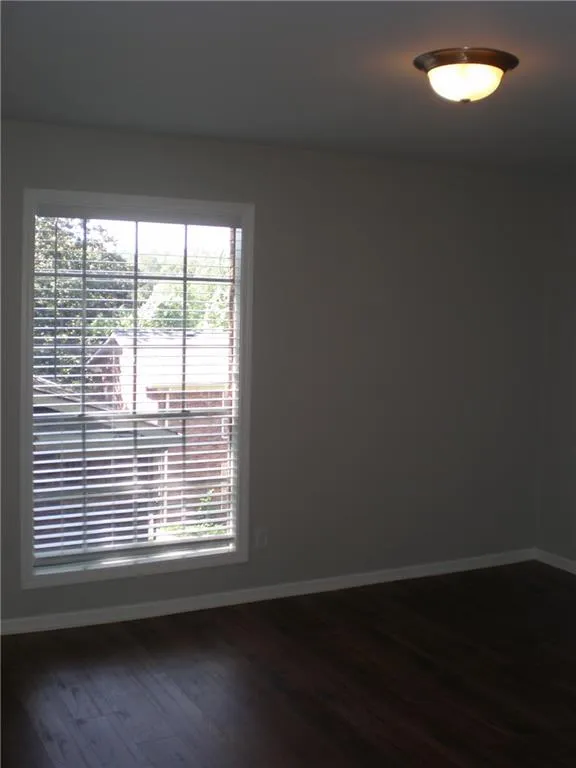 5601 Kingsport Drive Unit 13, Sandy Springs, Georgia 30342, 2 Bedrooms Bedrooms, ,1 BathroomBathrooms,Residential,Sold,5601 Kingsport Drive Unit 13,6547810