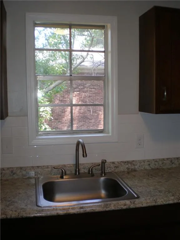 5601 Kingsport Drive Unit 13, Sandy Springs, Georgia 30342, 2 Bedrooms Bedrooms, ,1 BathroomBathrooms,Residential,Sold,5601 Kingsport Drive Unit 13,6547810