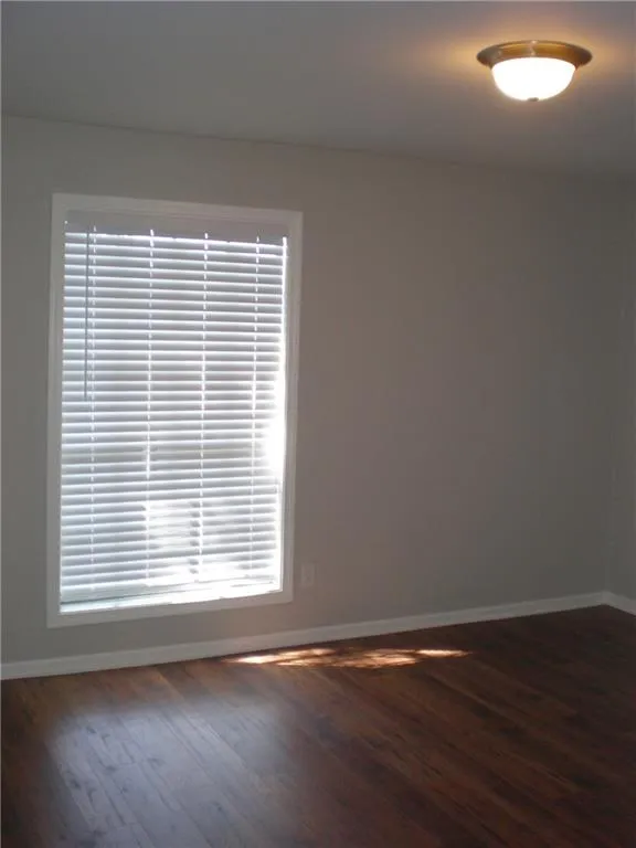 5601 Kingsport Drive Unit 13, Sandy Springs, Georgia 30342, 2 Bedrooms Bedrooms, ,1 BathroomBathrooms,Residential,Sold,5601 Kingsport Drive Unit 13,6547810