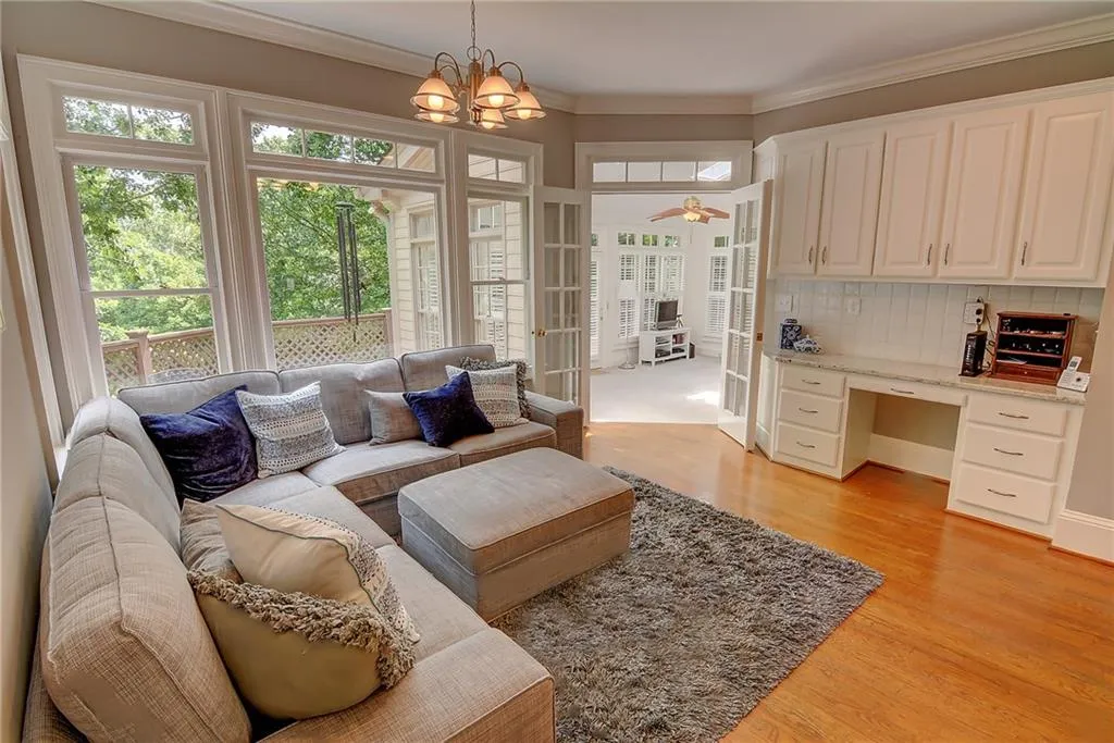 7940 Landowne Drive, Sandy Springs, Georgia 30350, 5 Bedrooms Bedrooms, ,5 BathroomsBathrooms,Residential,Sold,7940 Landowne Drive,6127822