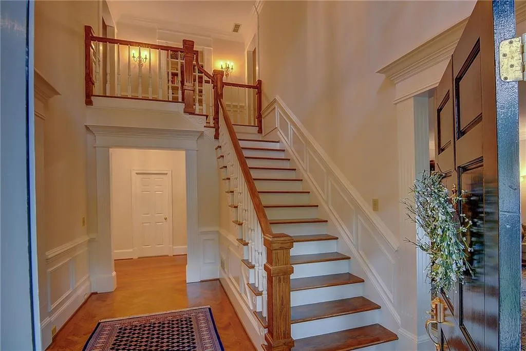 7940 Landowne Drive, Sandy Springs, Georgia 30350, 5 Bedrooms Bedrooms, ,5 BathroomsBathrooms,Residential,Sold,7940 Landowne Drive,6127822