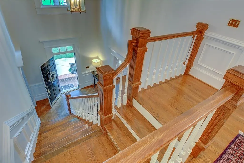 7940 Landowne Drive, Sandy Springs, Georgia 30350, 5 Bedrooms Bedrooms, ,5 BathroomsBathrooms,Residential,Sold,7940 Landowne Drive,6127822