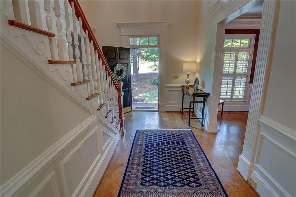 7940 Landowne Drive, Sandy Springs, Georgia 30350, 5 Bedrooms Bedrooms, ,5 BathroomsBathrooms,Residential,Sold,7940 Landowne Drive,6127822