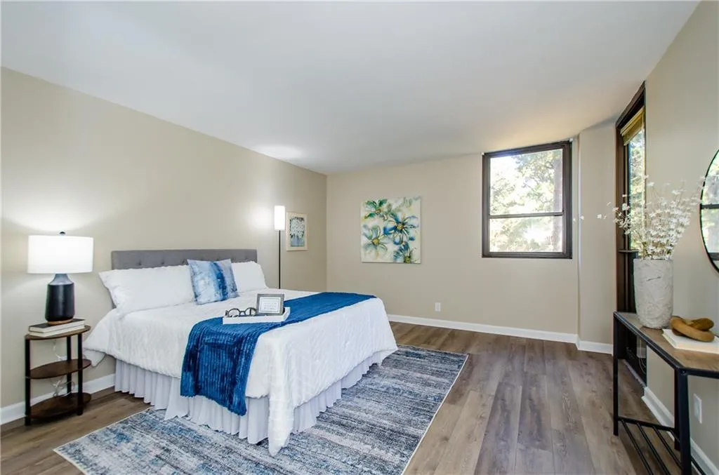 3530 Piedmont Road Ne Unit F5, Atlanta, Georgia 30305, 2 Bedrooms Bedrooms, ,2 BathroomsBathrooms,Residential,For Sale,3530 Piedmont Road Ne Unit F5,7676828