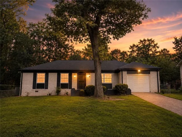 6451 Valley Dale Drive Unit 2, Riverdale, Georgia 30274