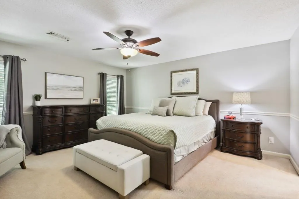 103 Lexington Place, Sandy Springs, Georgia 30350, 3 Bedrooms Bedrooms, ,2 BathroomsBathrooms,Residential,Sold,103 Lexington Place,7122356