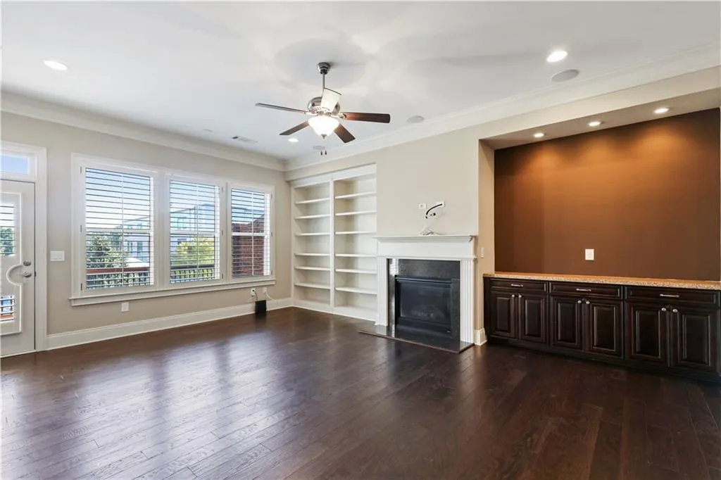 107 Alderwood Hill, Sandy Springs, Georgia 30328, 3 Bedrooms Bedrooms, ,3 BathroomsBathrooms,Residential,Sold,107 Alderwood Hill,6792837