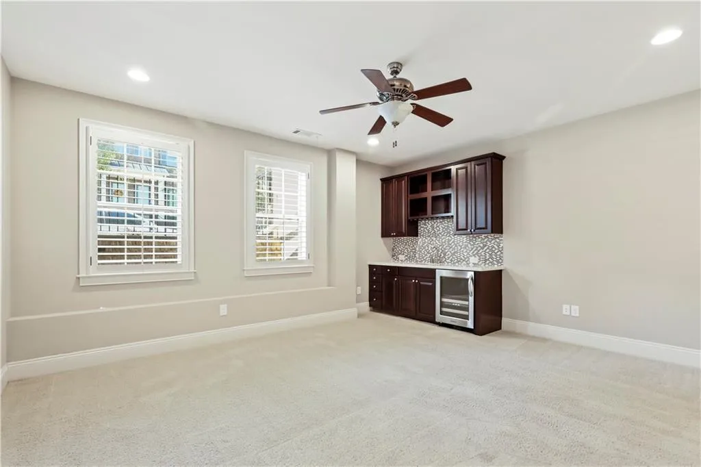 107 Alderwood Hill, Sandy Springs, Georgia 30328, 3 Bedrooms Bedrooms, ,3 BathroomsBathrooms,Residential,Sold,107 Alderwood Hill,6792837