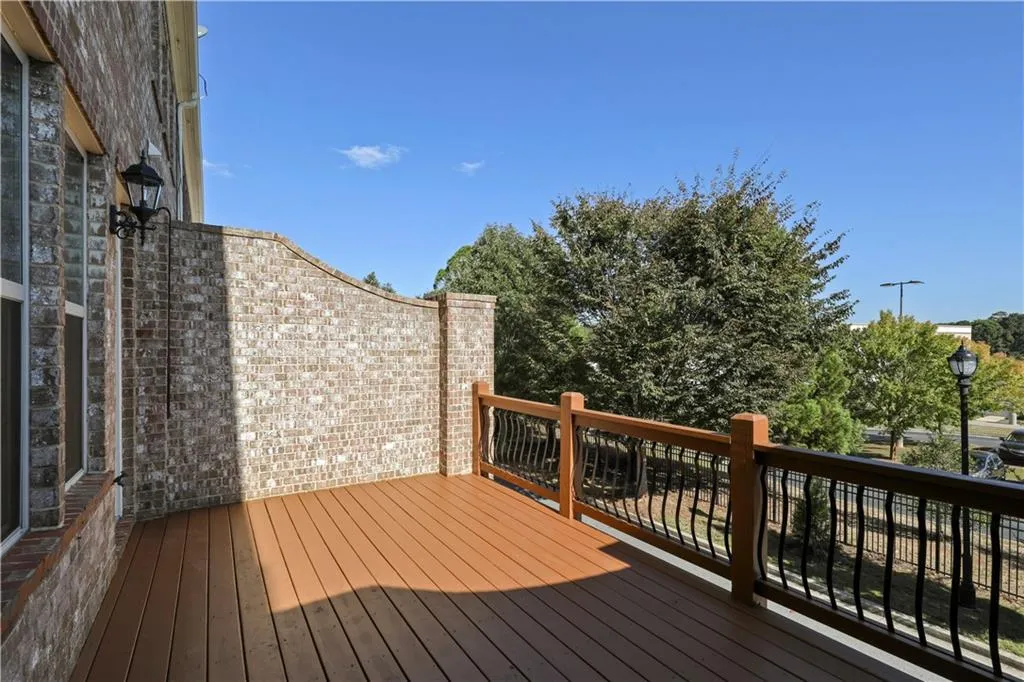 107 Alderwood Hill, Sandy Springs, Georgia 30328, 3 Bedrooms Bedrooms, ,3 BathroomsBathrooms,Residential,Sold,107 Alderwood Hill,6792837