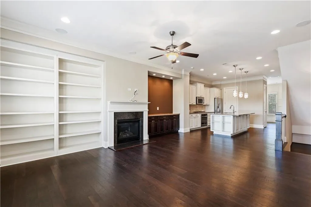 107 Alderwood Hill, Sandy Springs, Georgia 30328, 3 Bedrooms Bedrooms, ,3 BathroomsBathrooms,Residential,Sold,107 Alderwood Hill,6792837