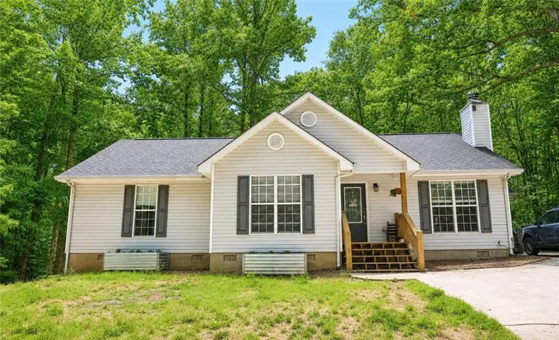 2033 Carson Segars Road, Maysville, Georgia 30558